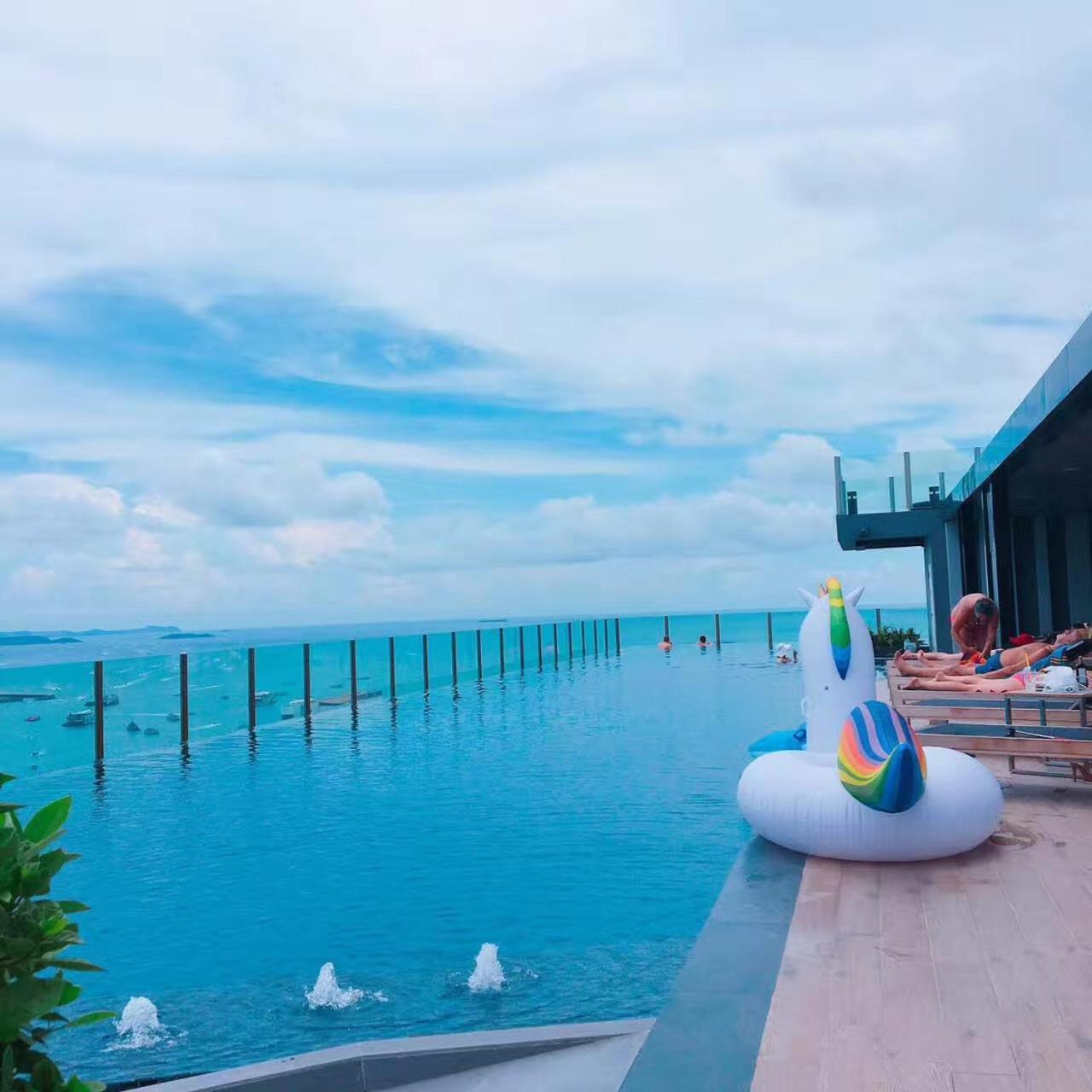 Appartamento The Base Pattaya Esterno foto