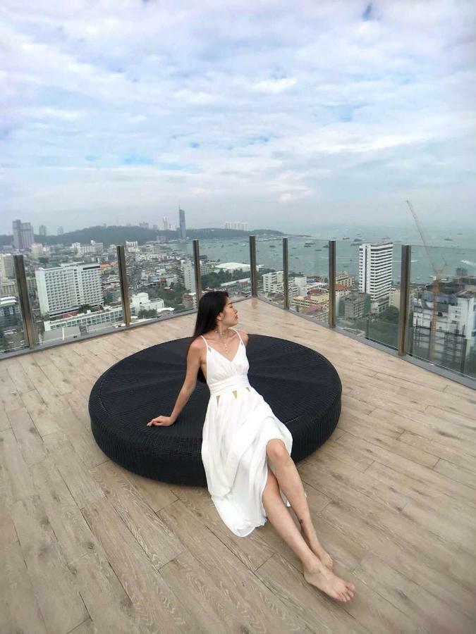 Appartamento The Base Pattaya Esterno foto